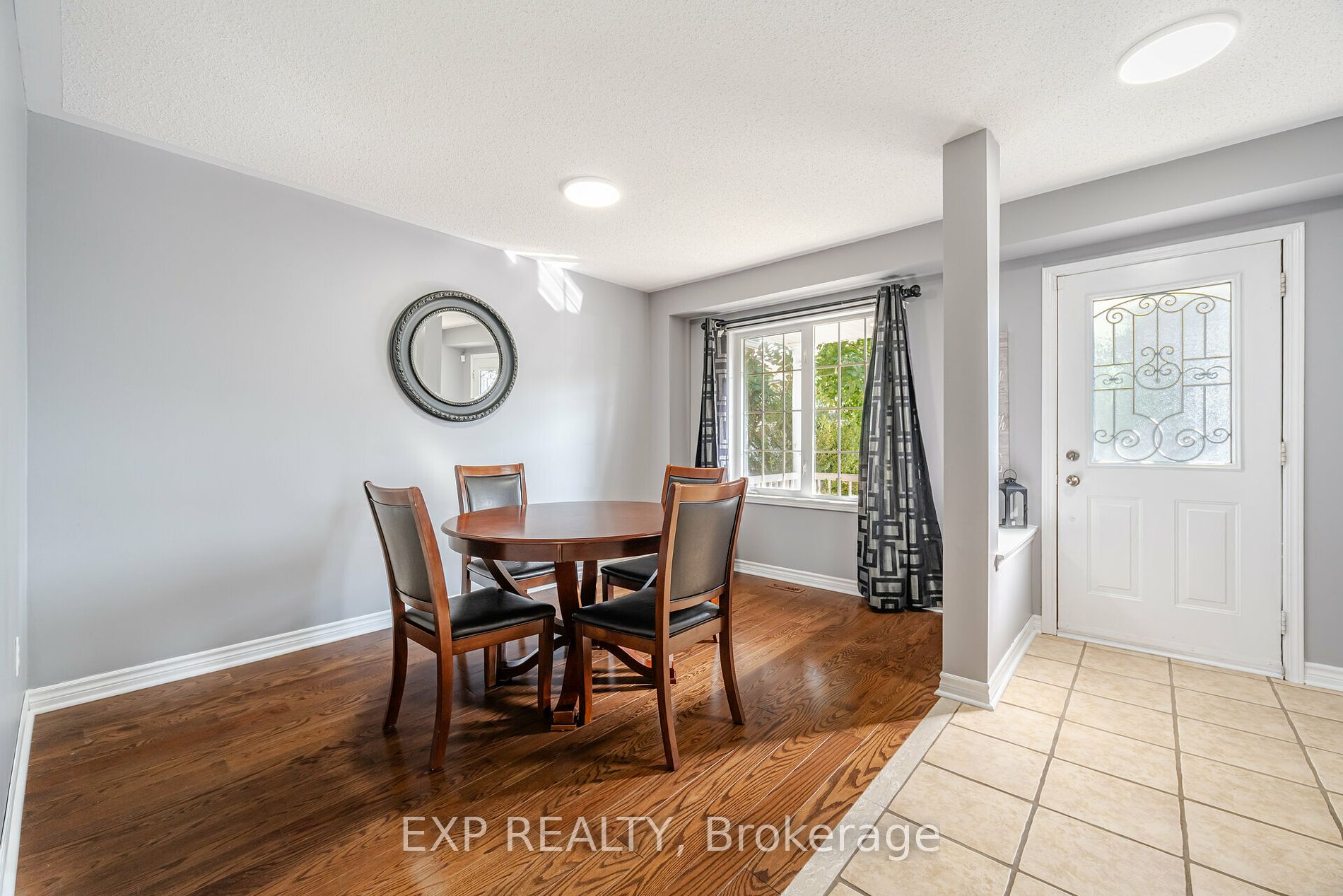 84 Tianalee Cres