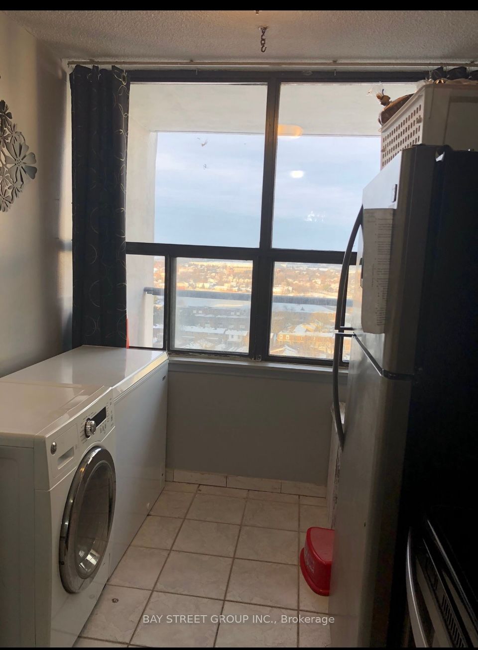 17 Knightsbridge Road, #1803