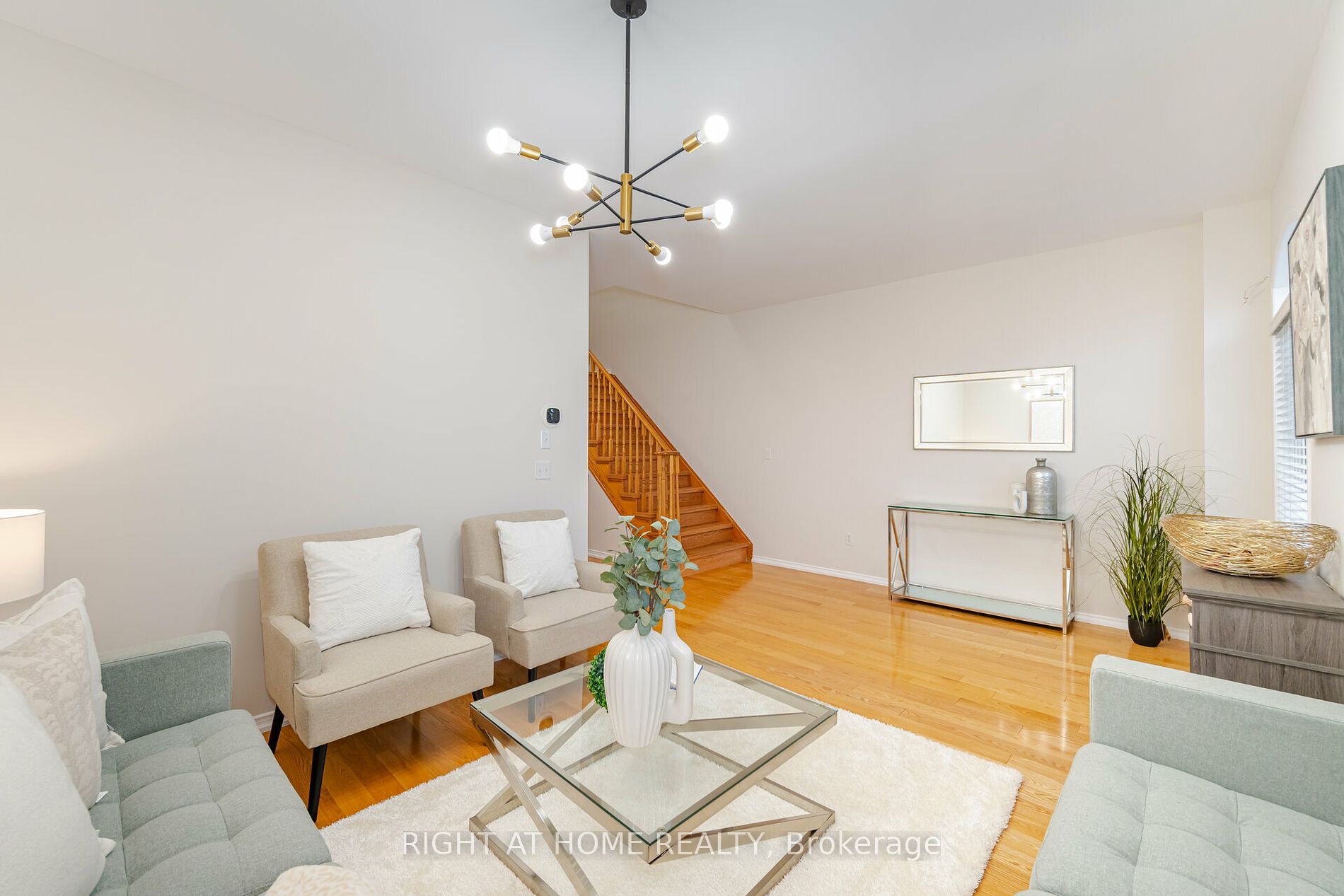 3388 Southwick Street
