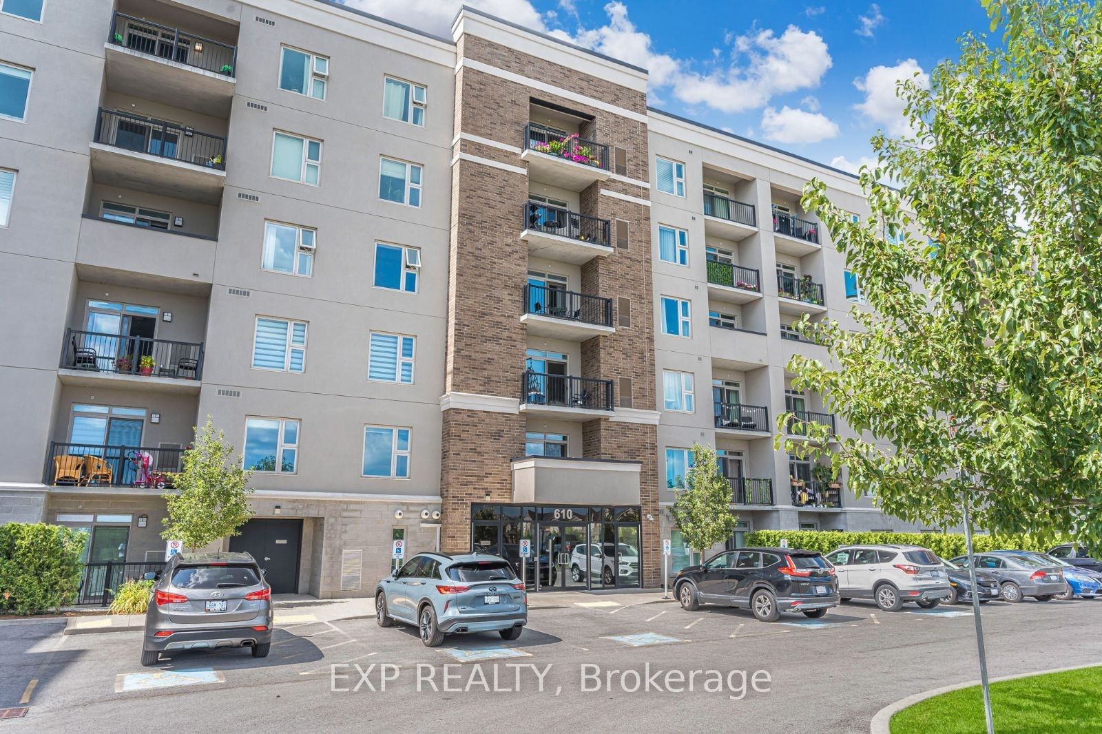 610 Farmstead Drive #409