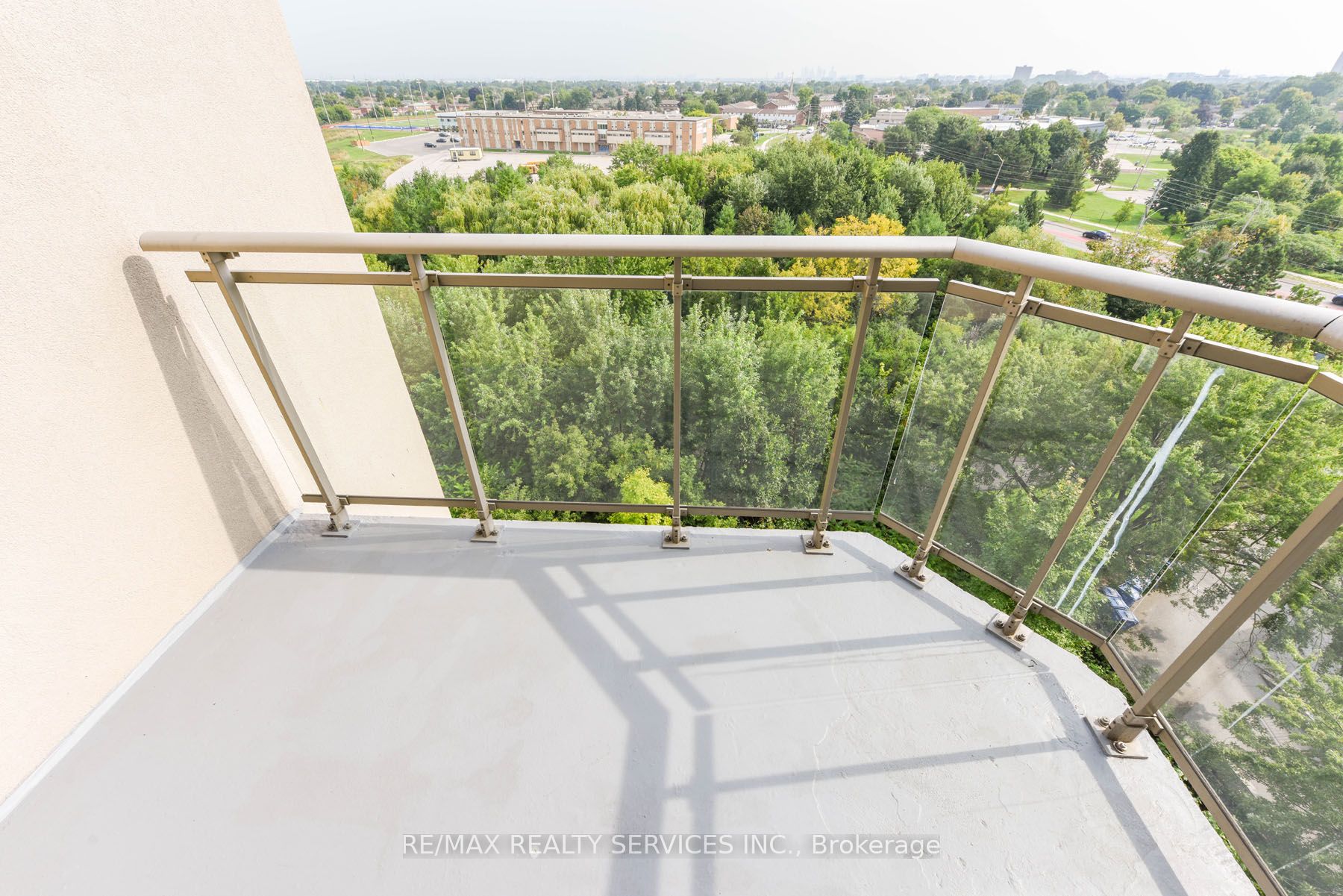 7405 Goreway Drive, #716