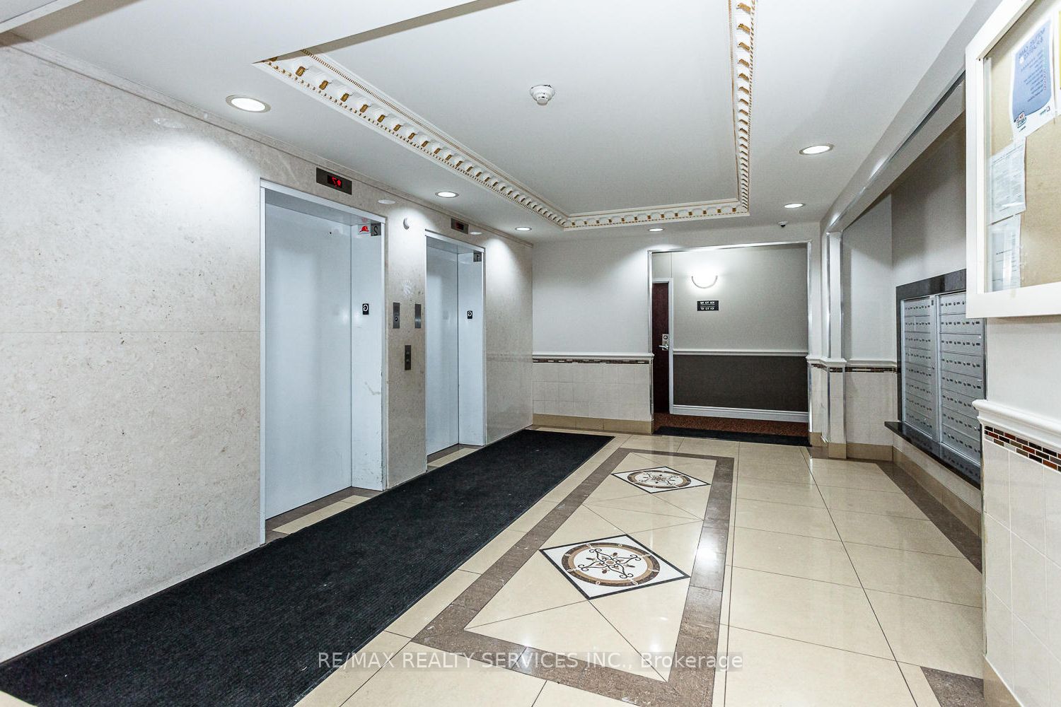 7405 Goreway Drive, #716