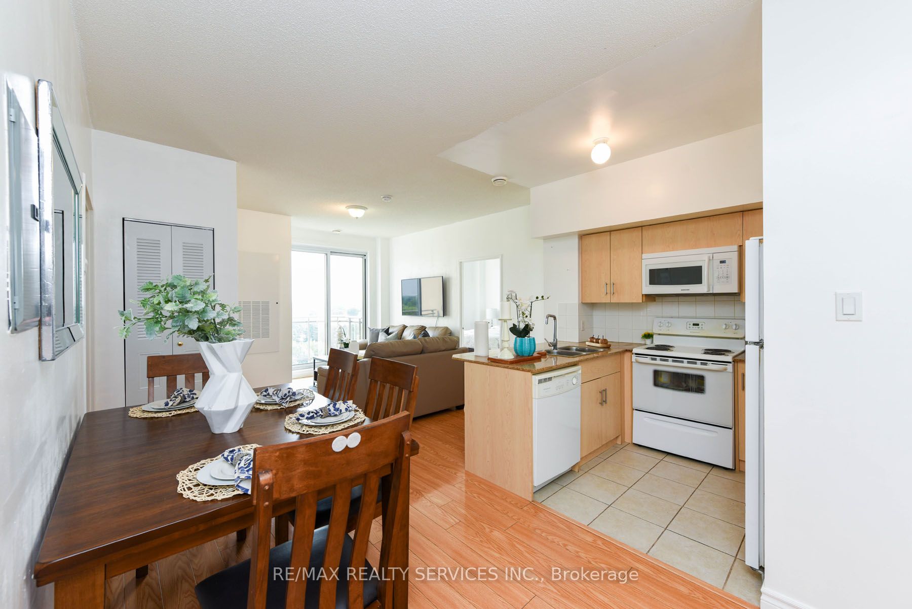 7405 Goreway Drive, #716