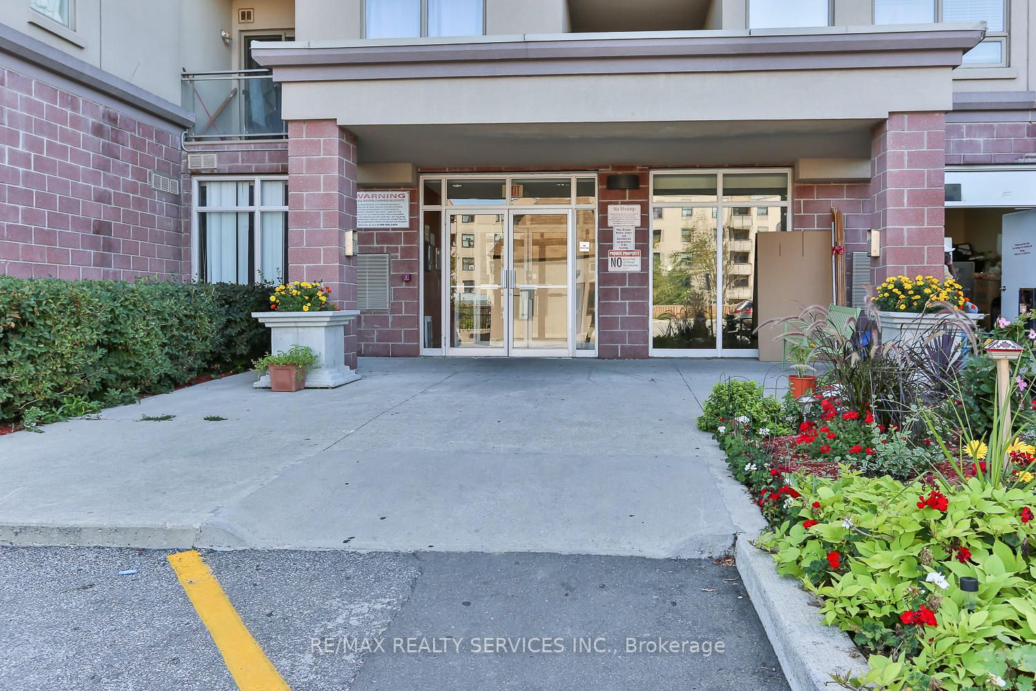 7405 Goreway Drive, #716