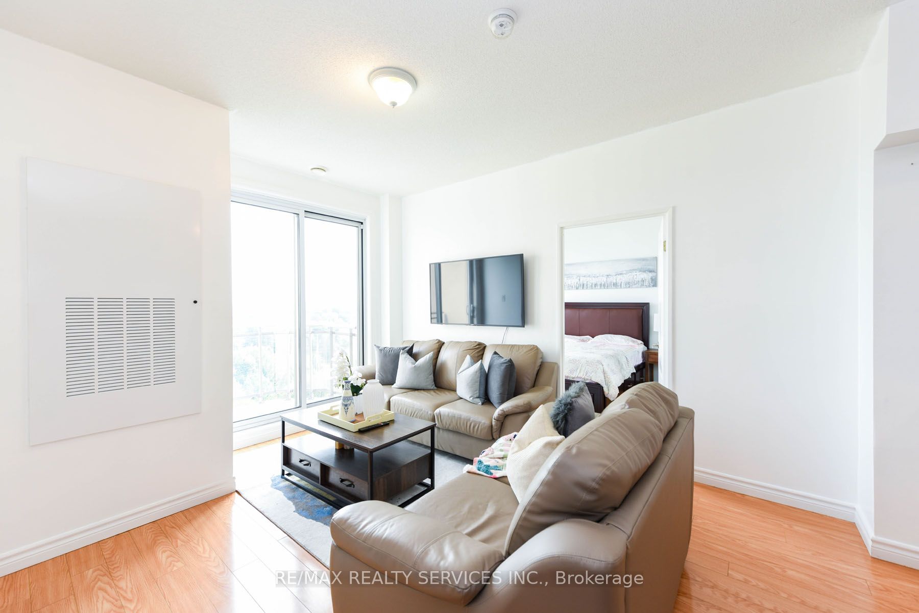 7405 Goreway Drive, #716