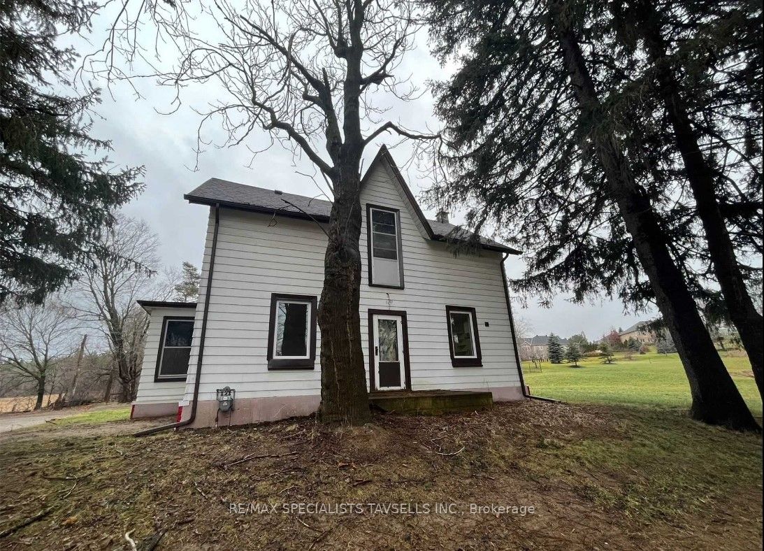 2 Mckenzie St