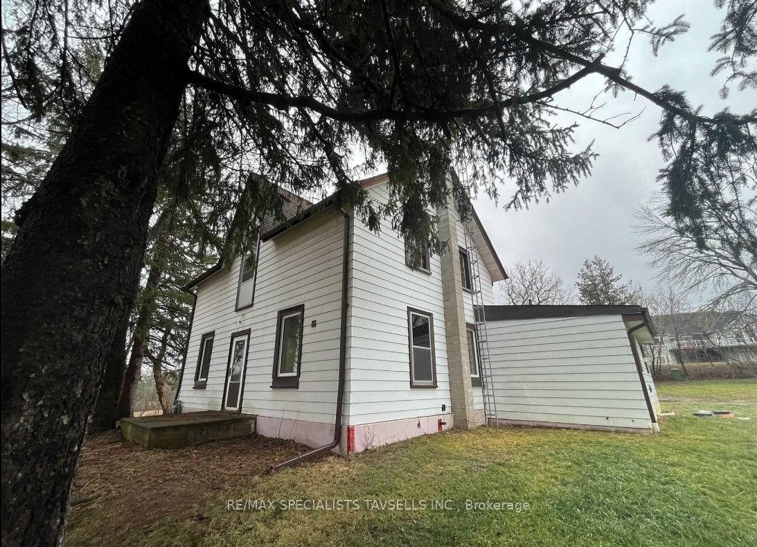 2 Mckenzie St