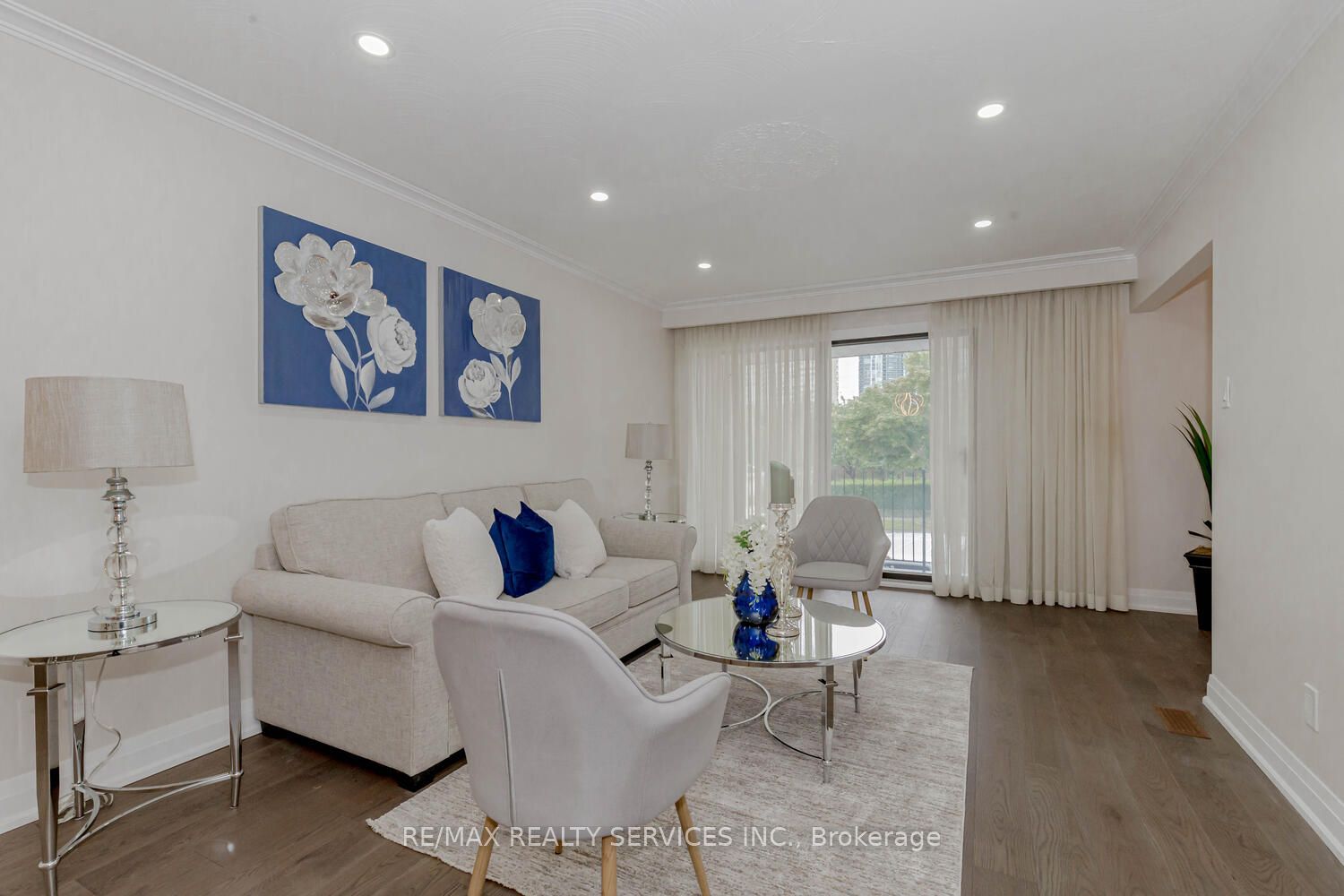 4071 Clevedon Drive