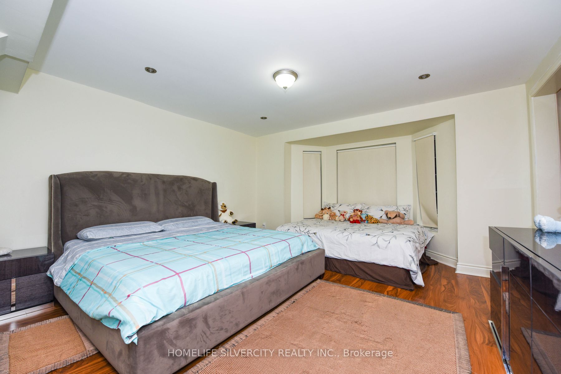 14707 Dixie Rd