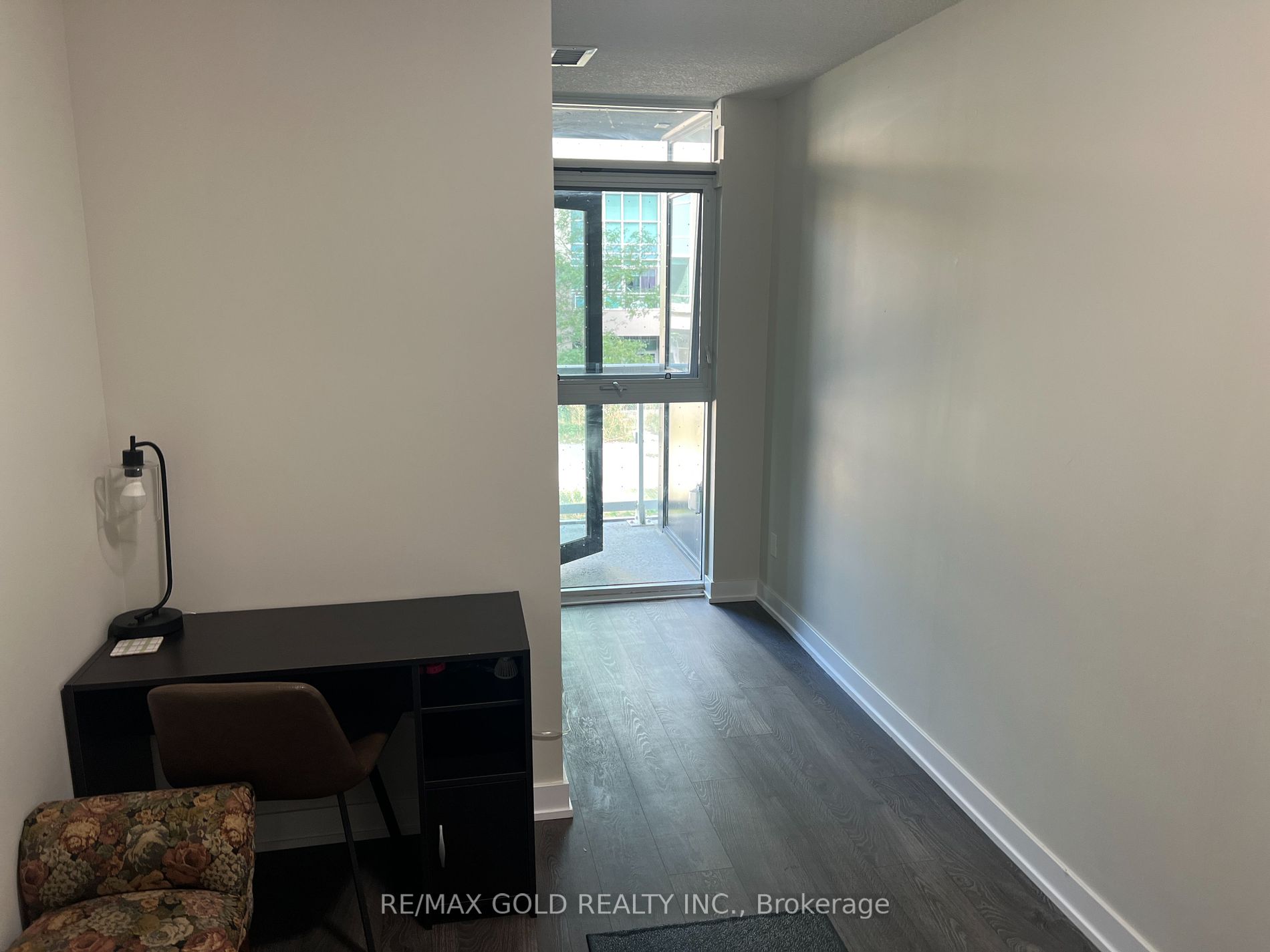 251 Manitoba St, #109