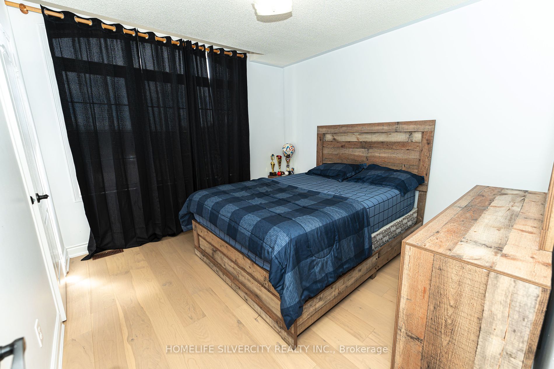 34 Feather Reed Way