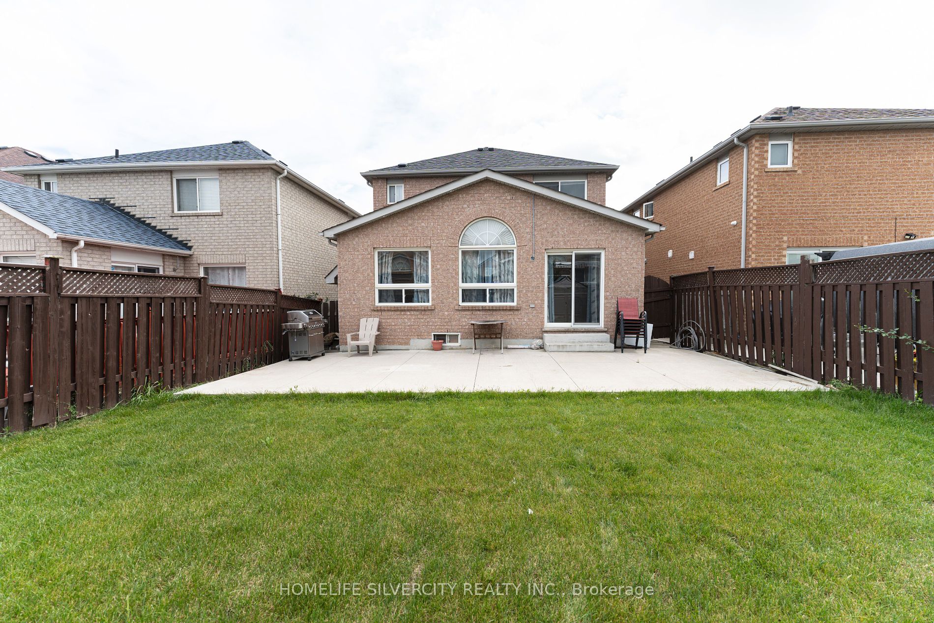 34 Feather Reed Way