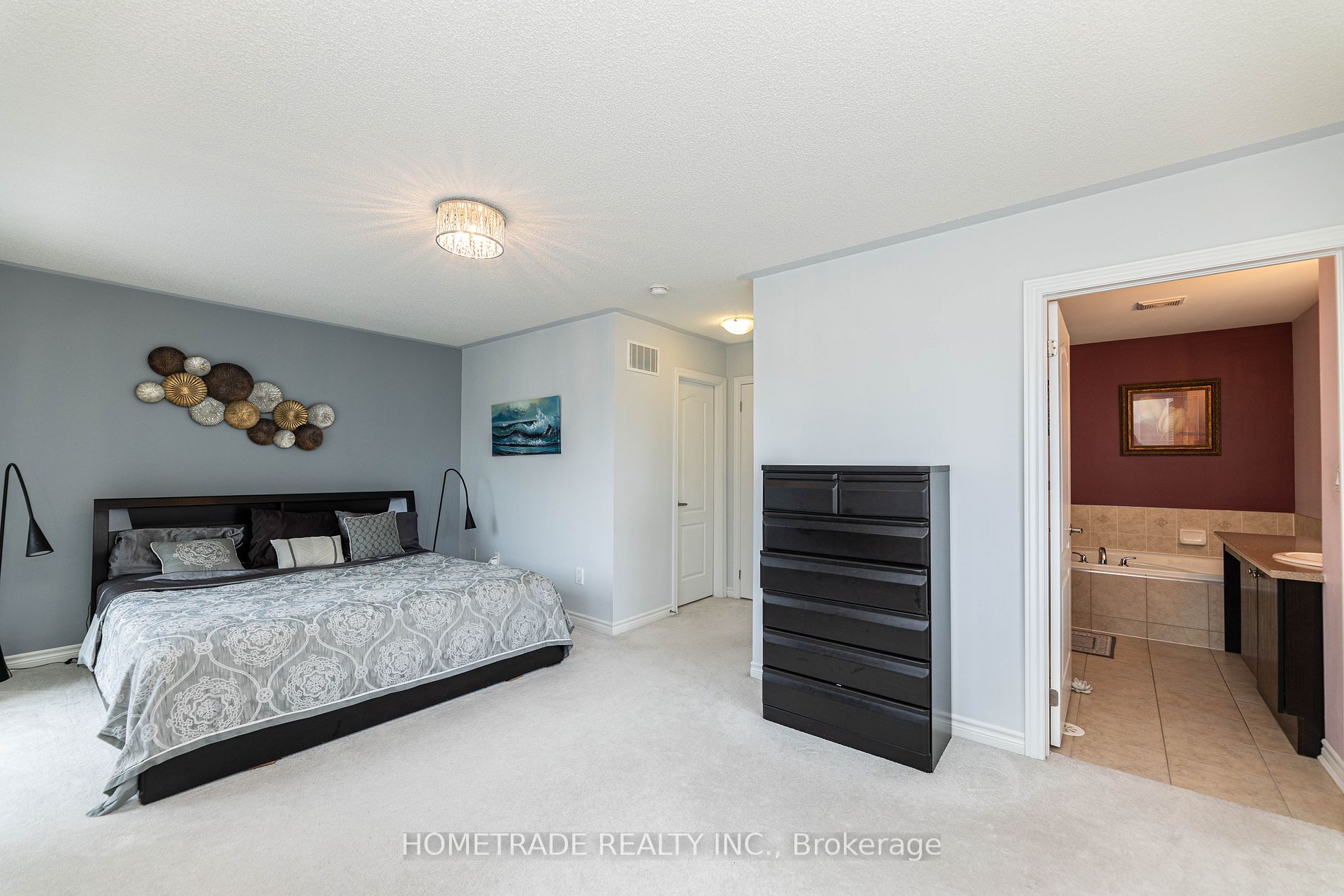636 Evans Ave, #60