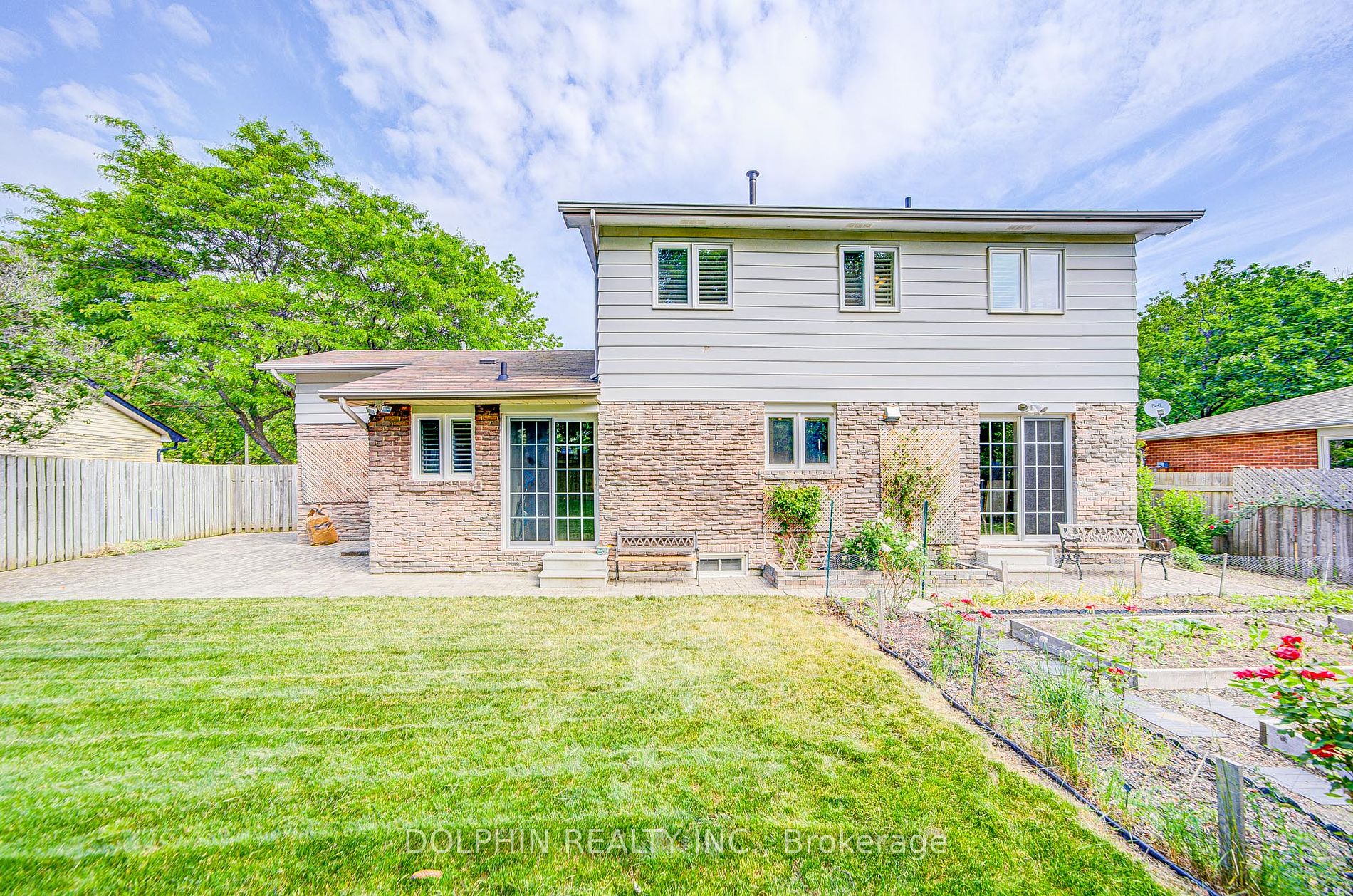 2290 Devon Road