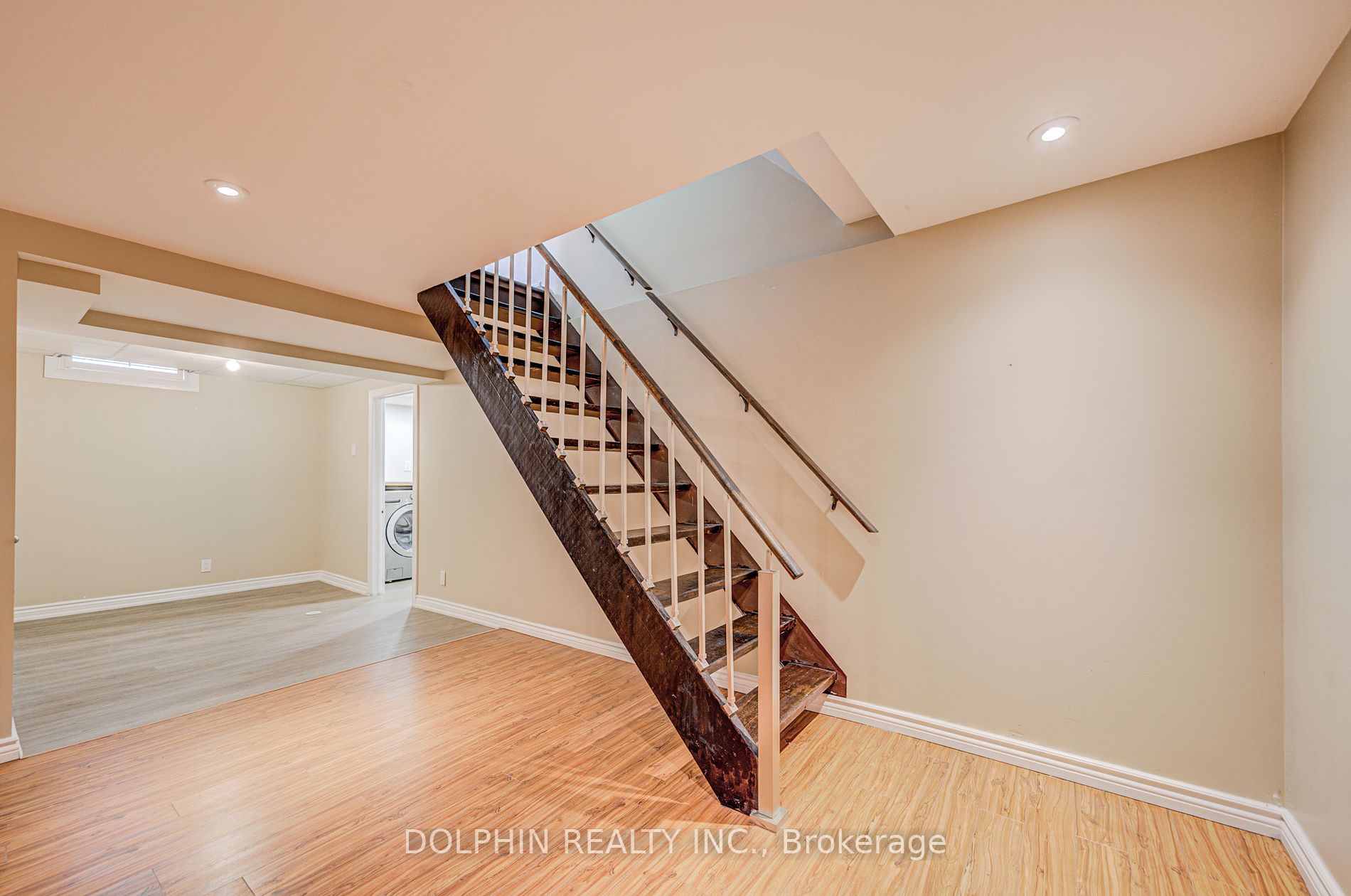 2290 Devon Road