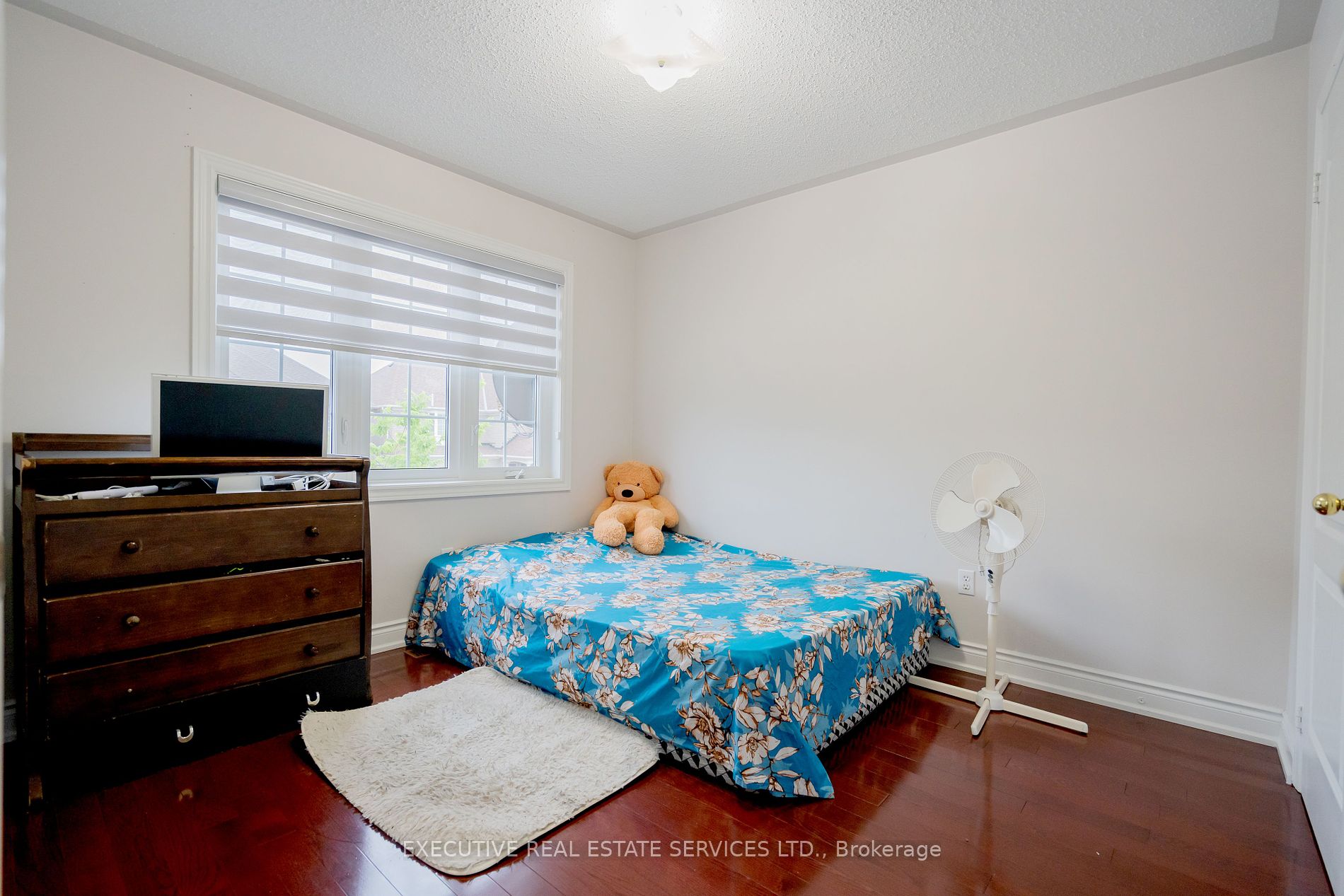 11 Briardale Rd
