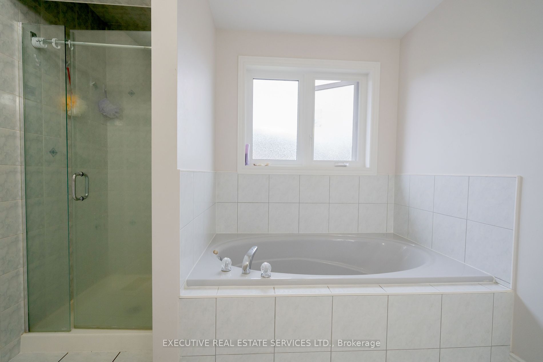 11 Briardale Rd