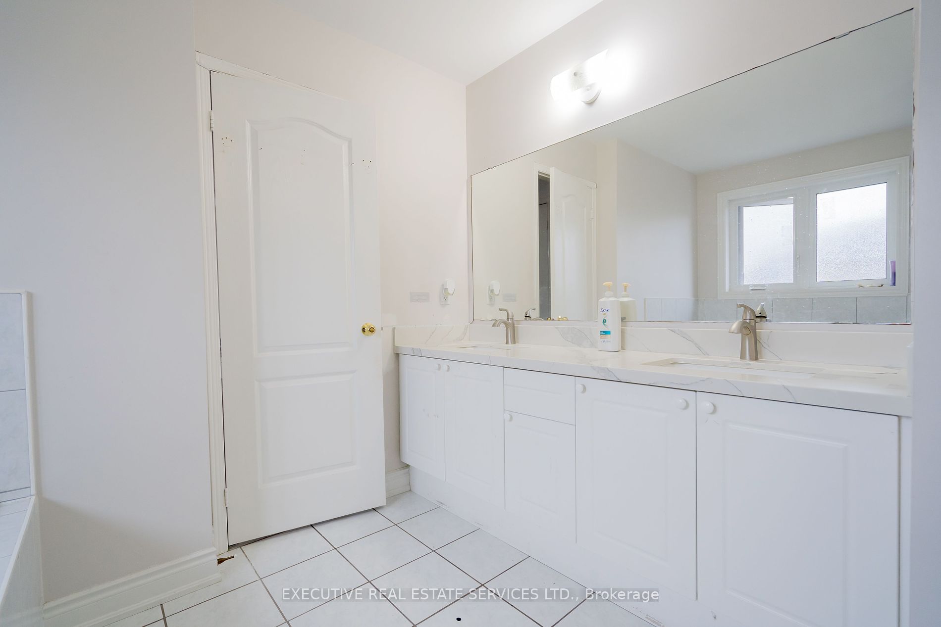 11 Briardale Rd