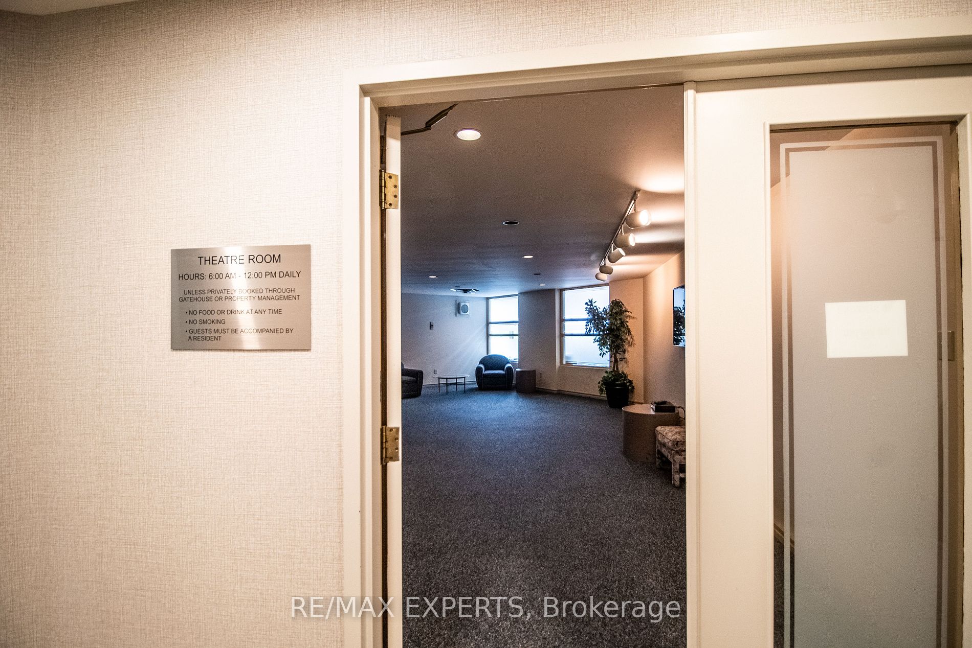 10 Laurelcrest St, #412