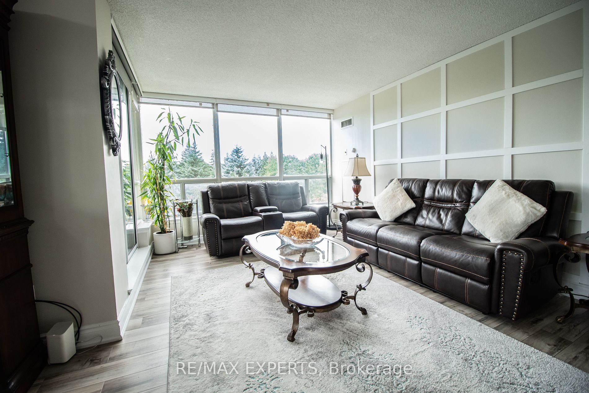 10 Laurelcrest St, #412