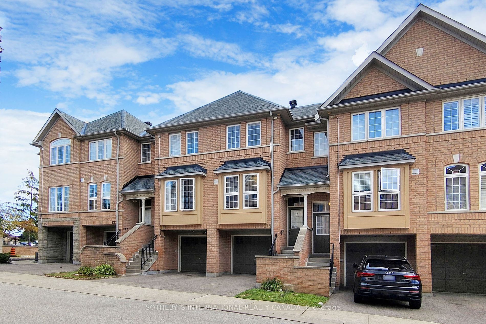 50 Strathaven Dr, #119