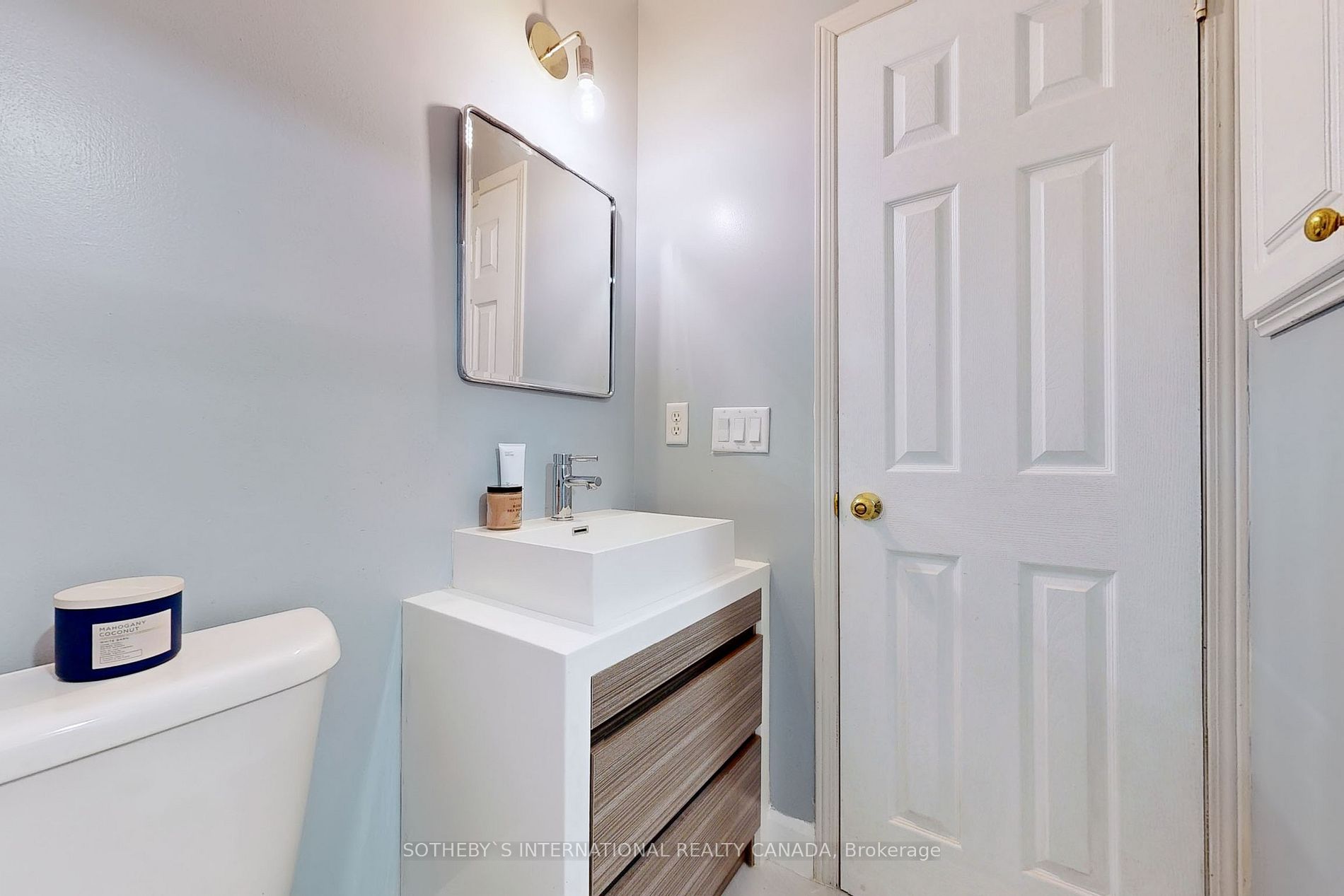 50 Strathaven Dr, #119