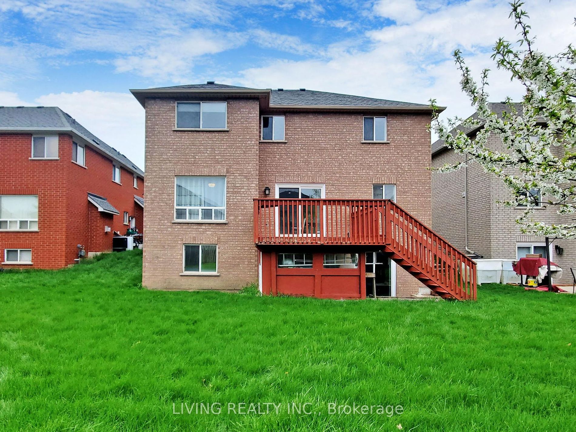 5975 Turney Dr