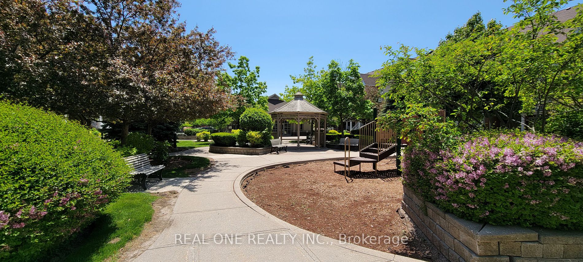 38 Gibson Ave, #11