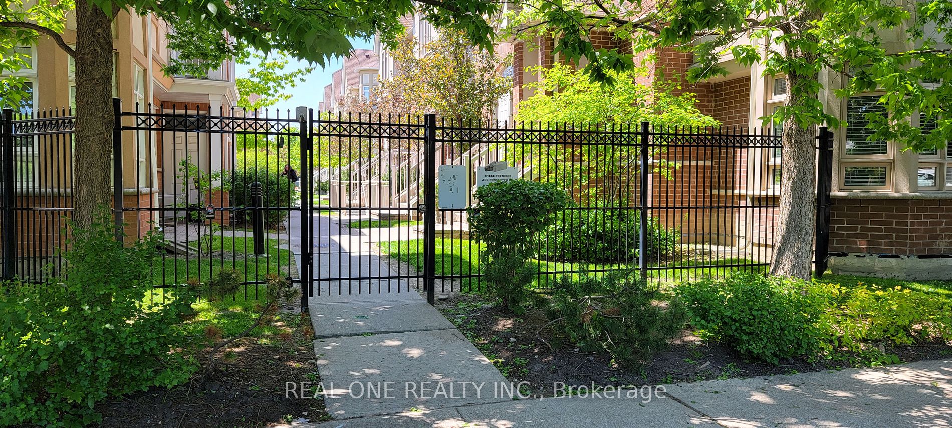 38 Gibson Ave, #11
