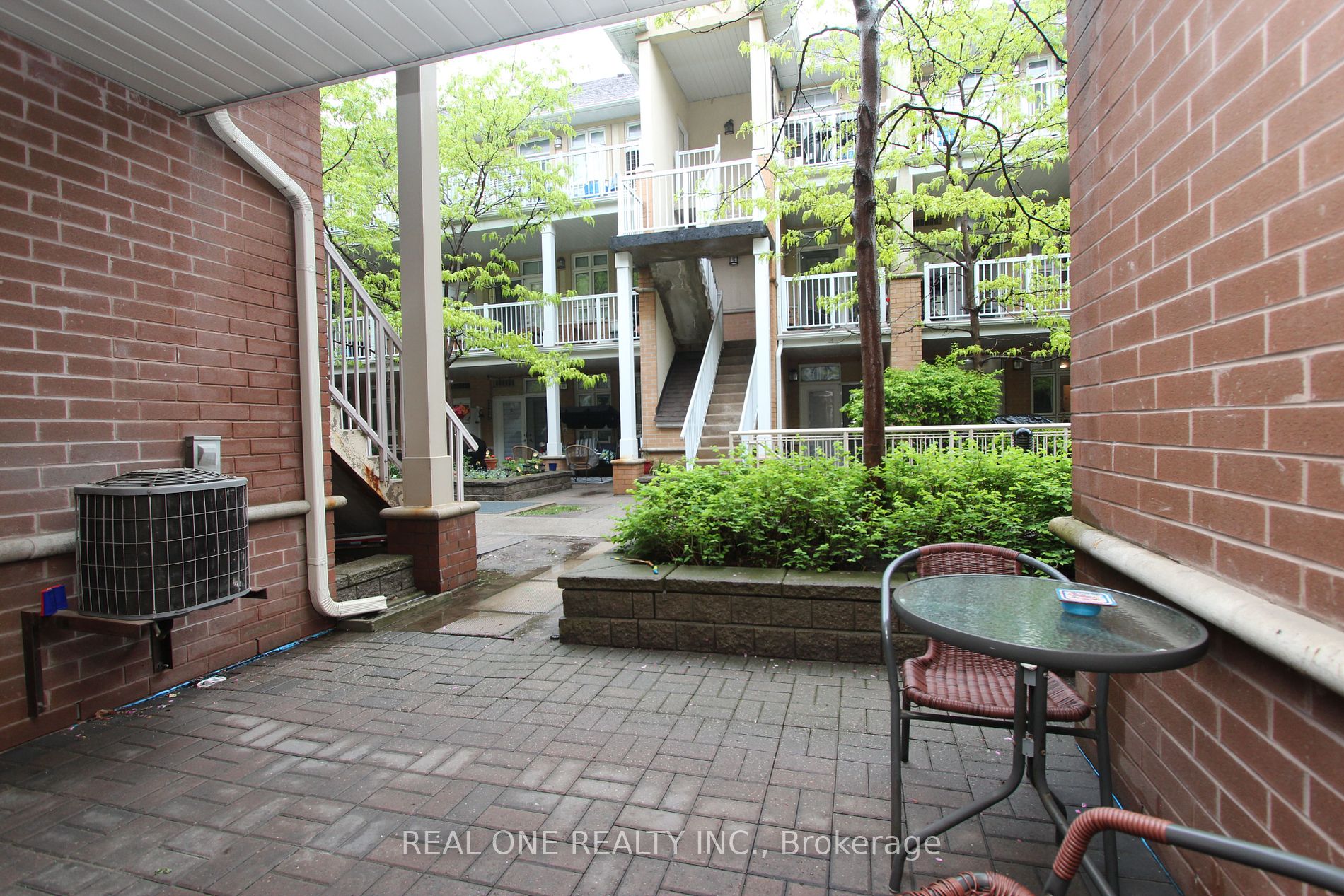 38 Gibson Ave, #11