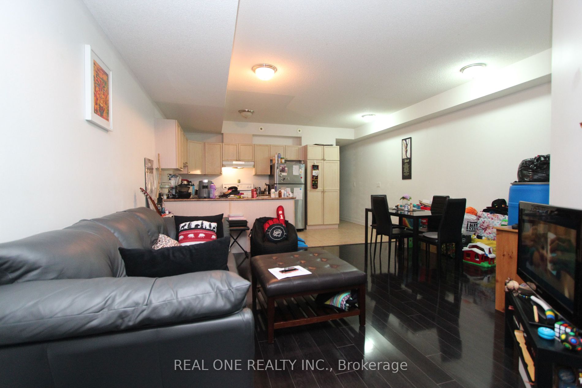 38 Gibson Ave, #11