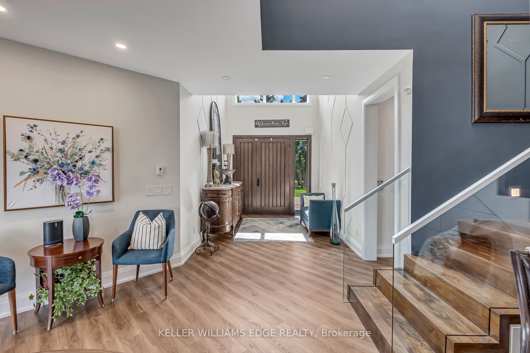 5500 Steeles Ave W