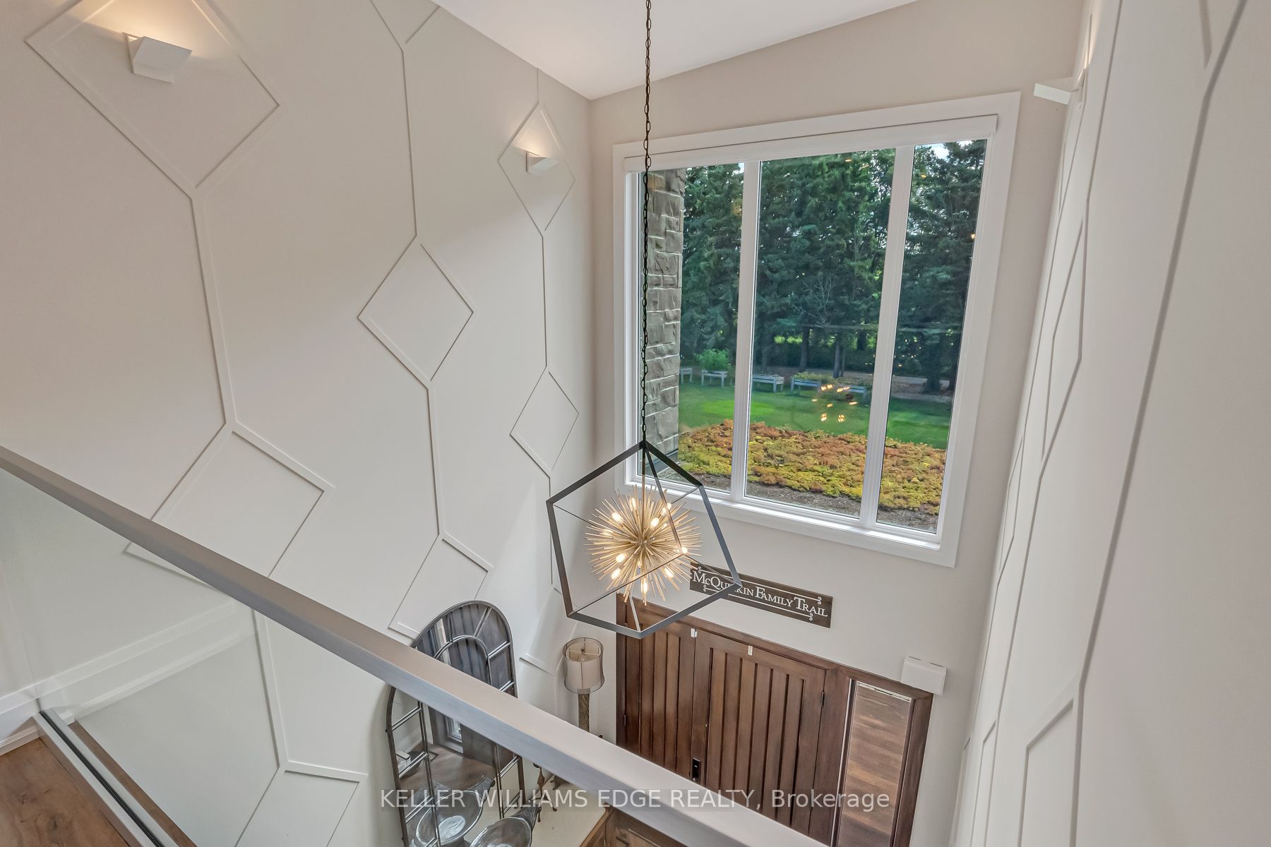 5500 Steeles Ave W