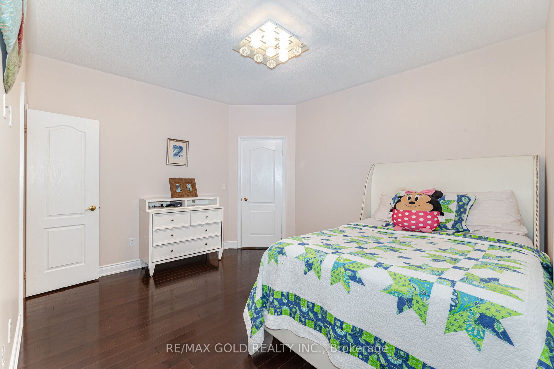 48 Maybeck Dr
