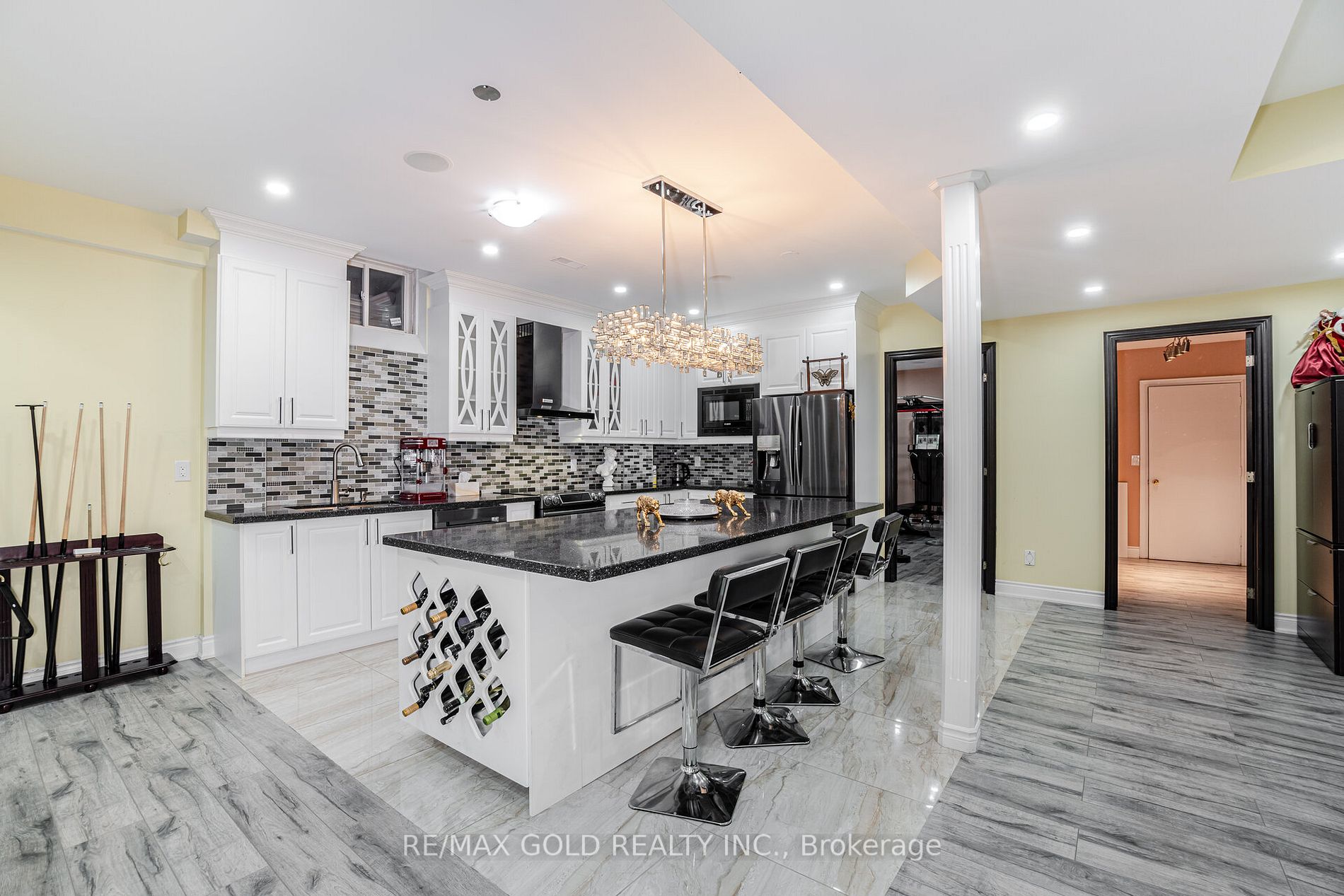 48 Maybeck Dr
