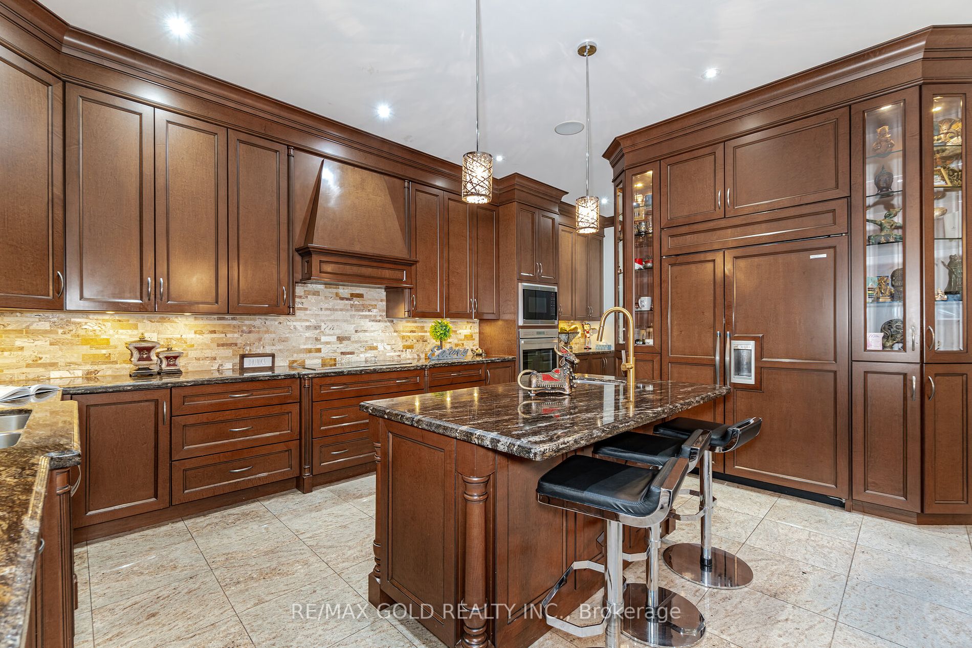 48 Maybeck Dr