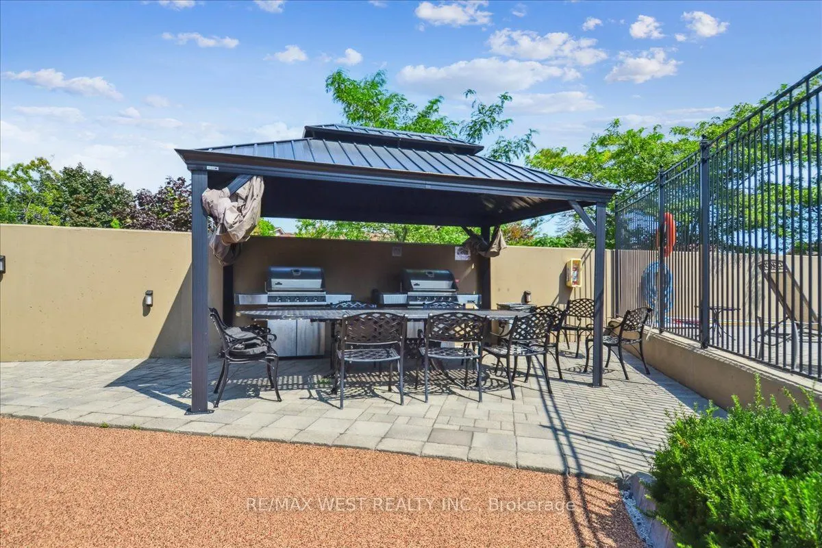 220 Forum Drive, #Th#111