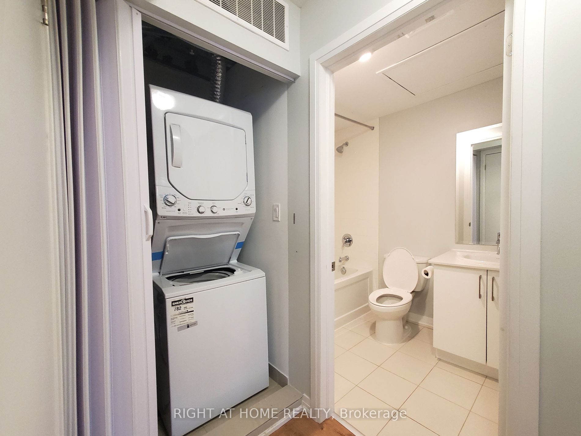 1165 Journeyman Lane, #105