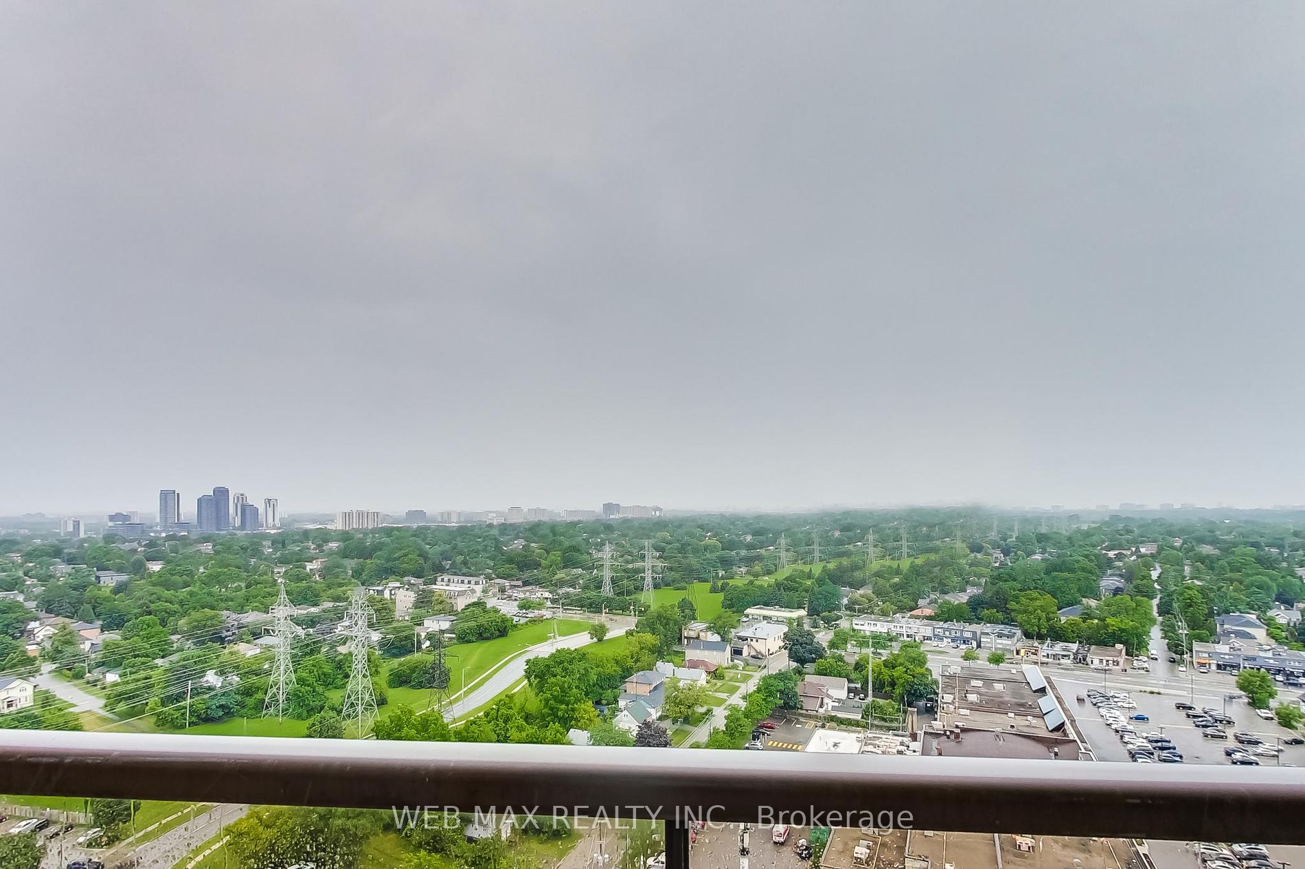 5233 Dundas St W, #2318