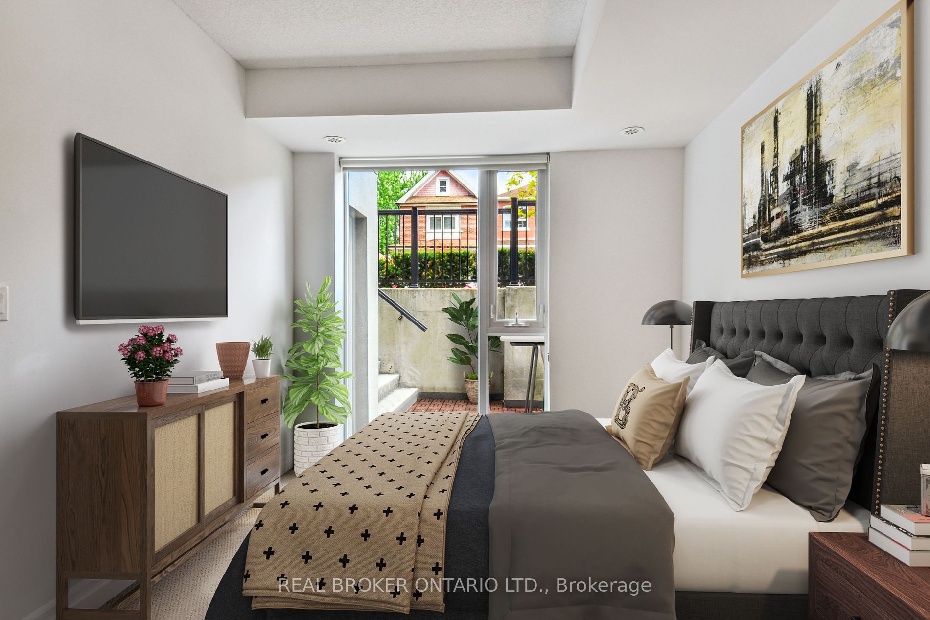 57 Macaulay Ave, #502