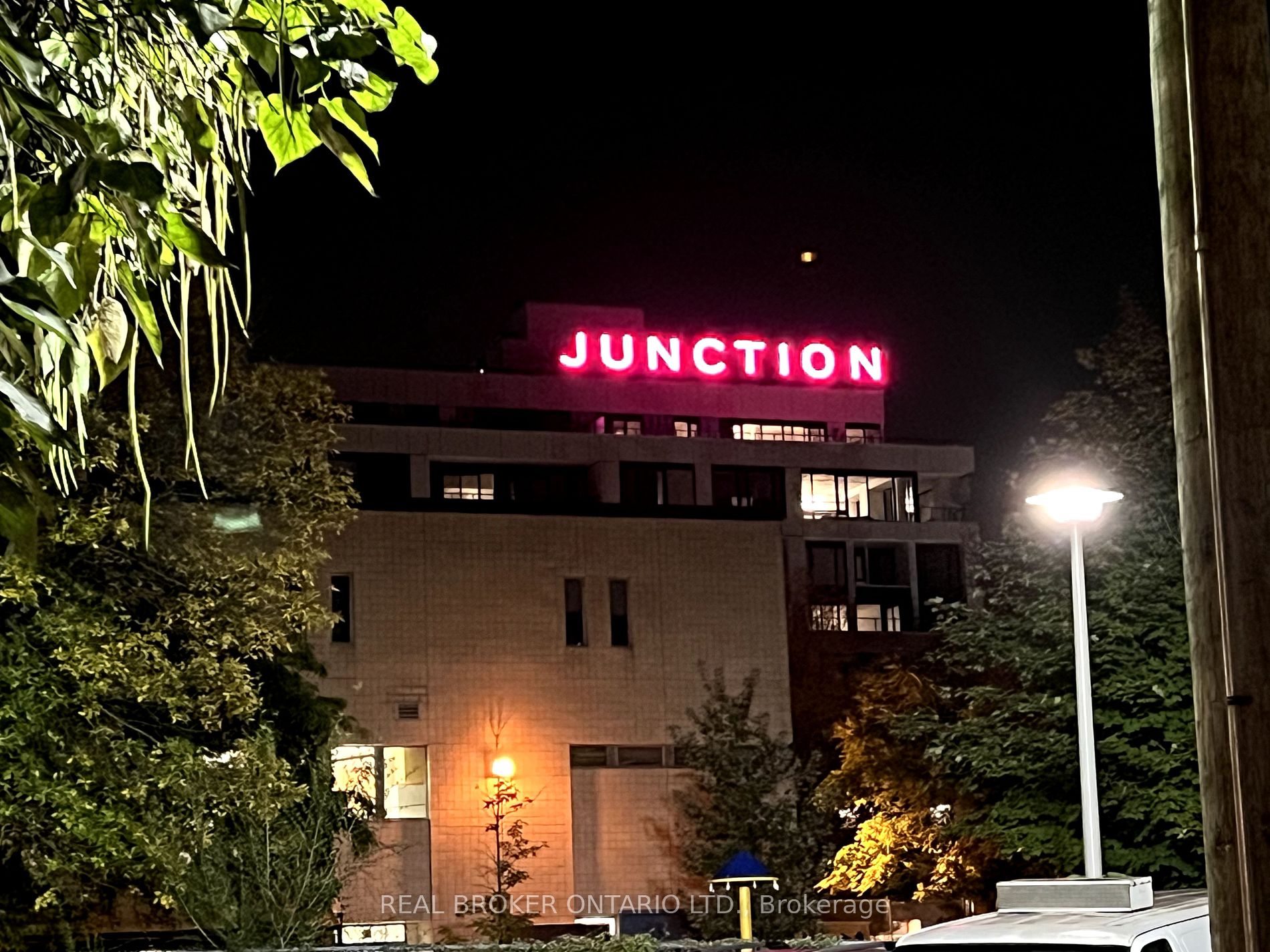 57 Macaulay Ave, #502