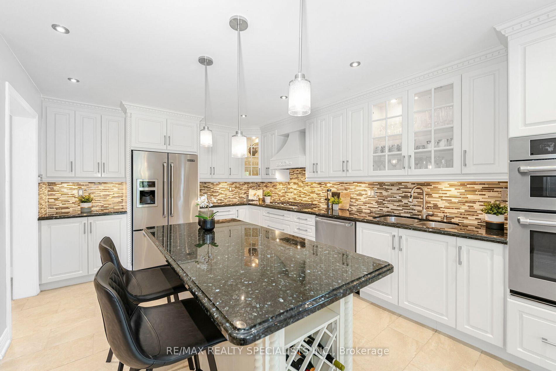 3353 Azelia Crt