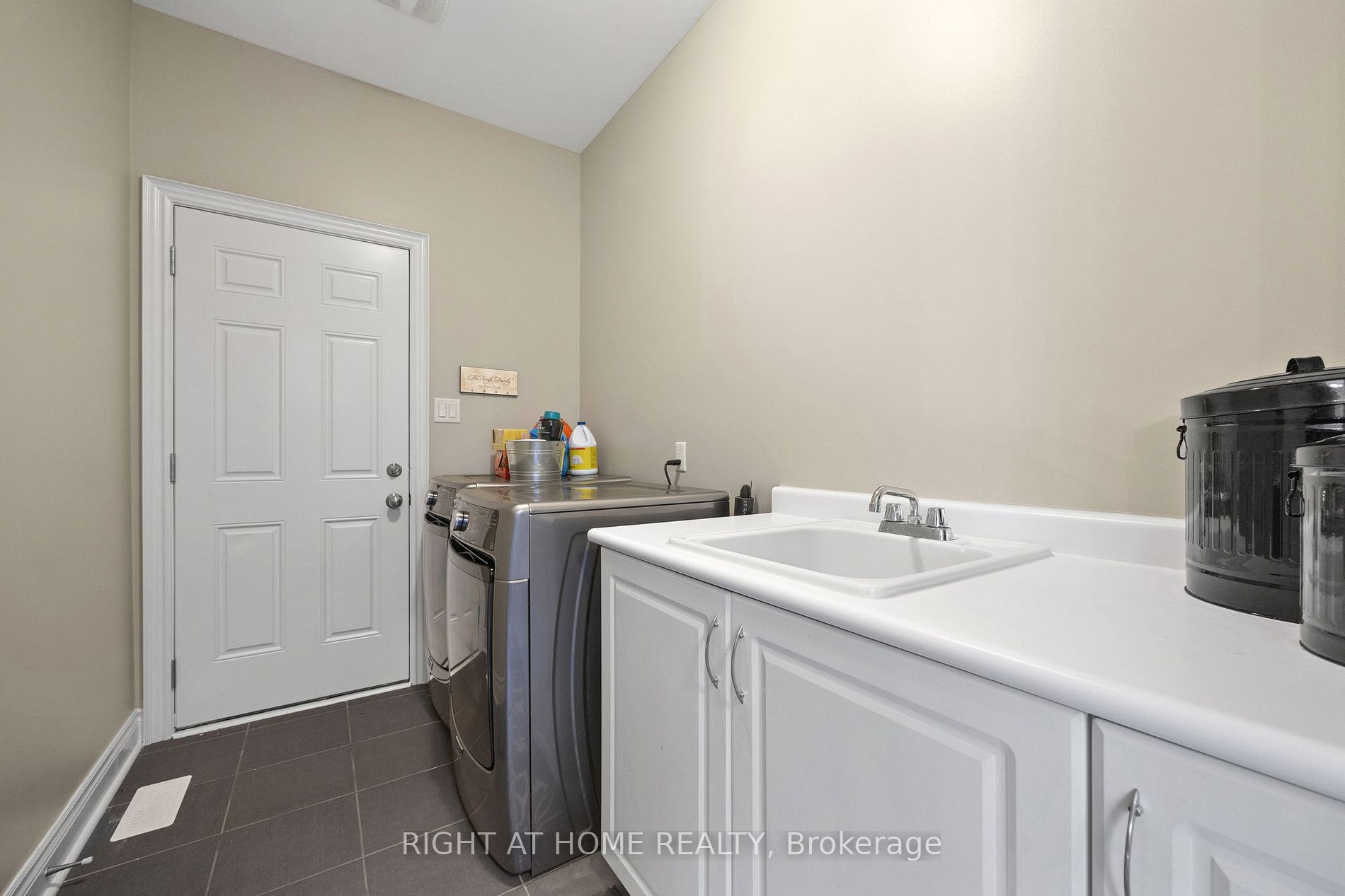 36 Elwin Rd