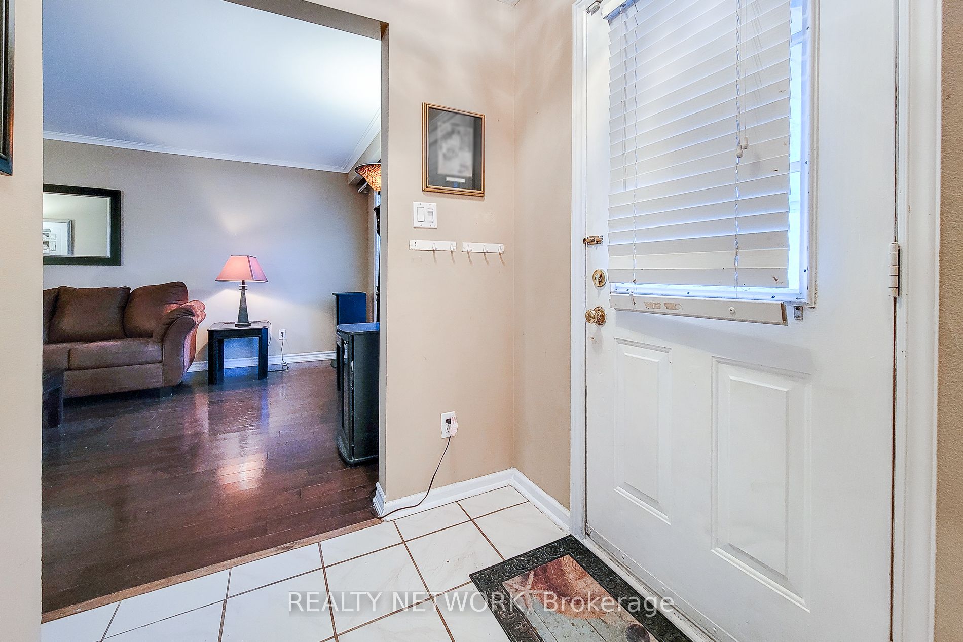 2145 Sandringham Dr