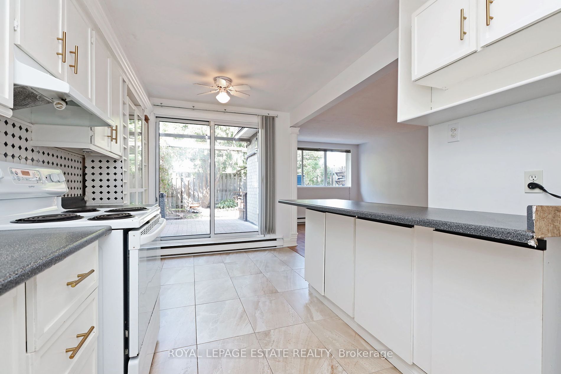 2170 Bromsgrove Rd, #201