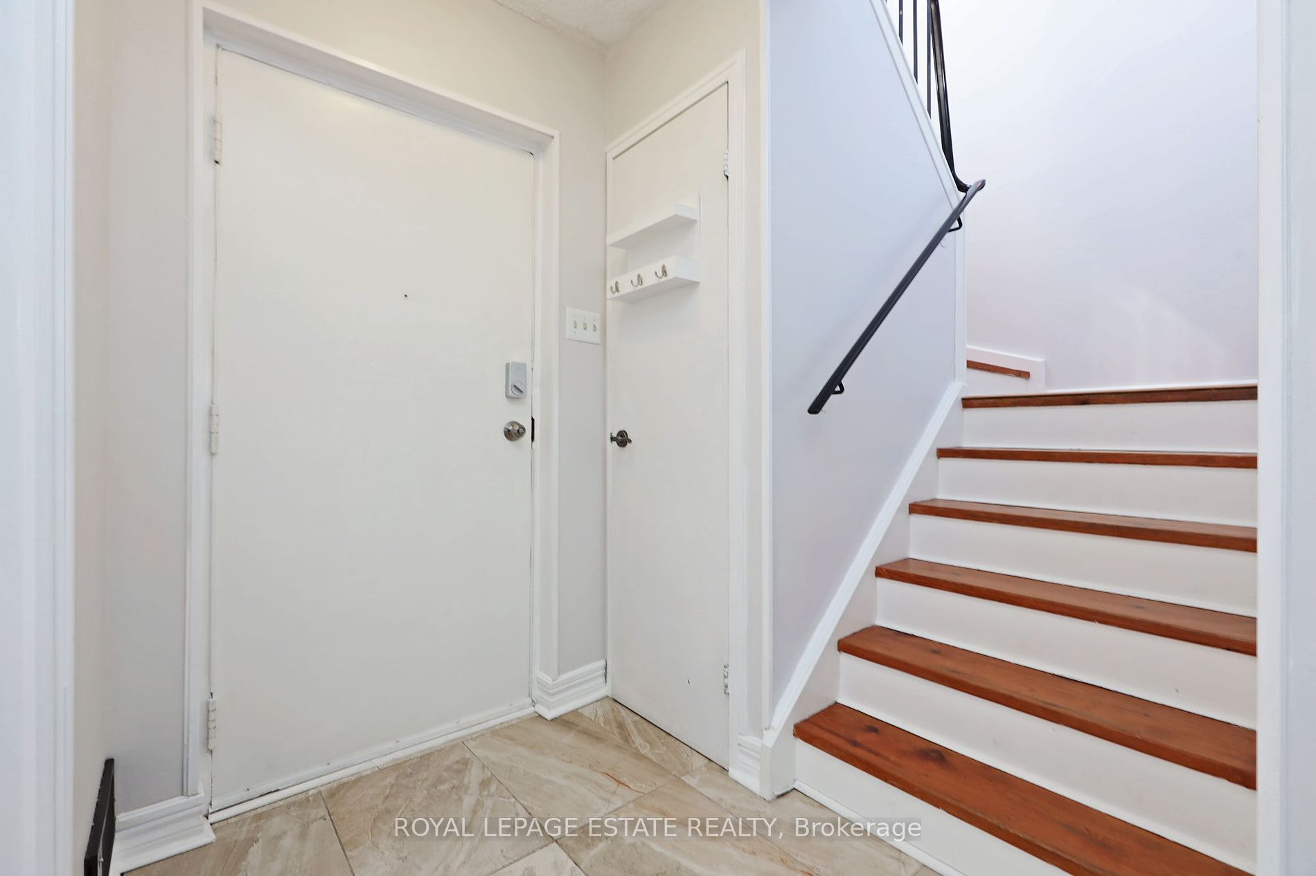 2170 Bromsgrove Rd, #201