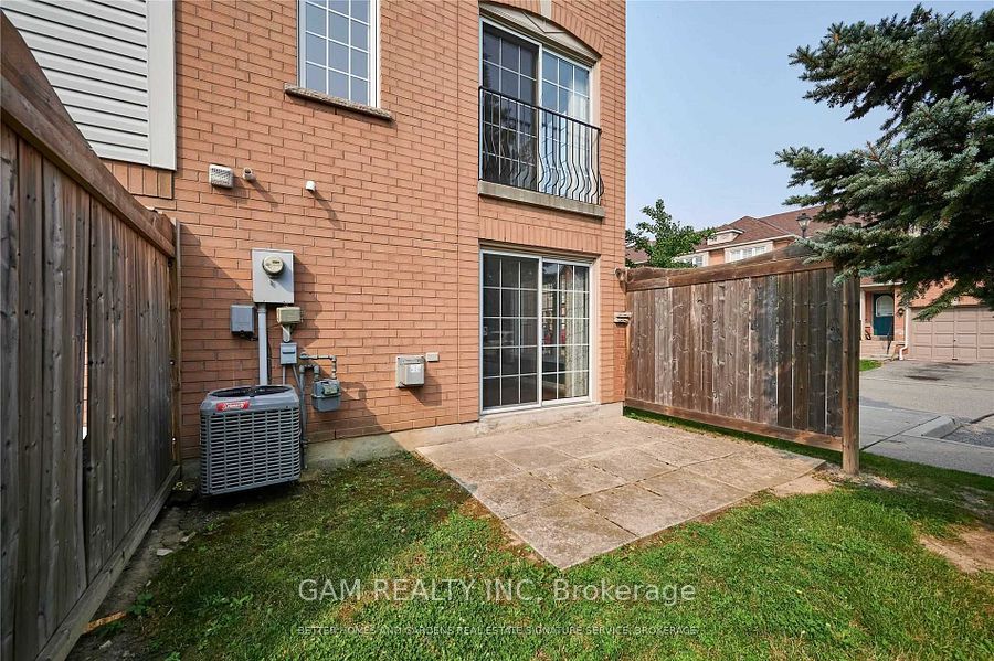 5030 Heatherleigh Ave, #101