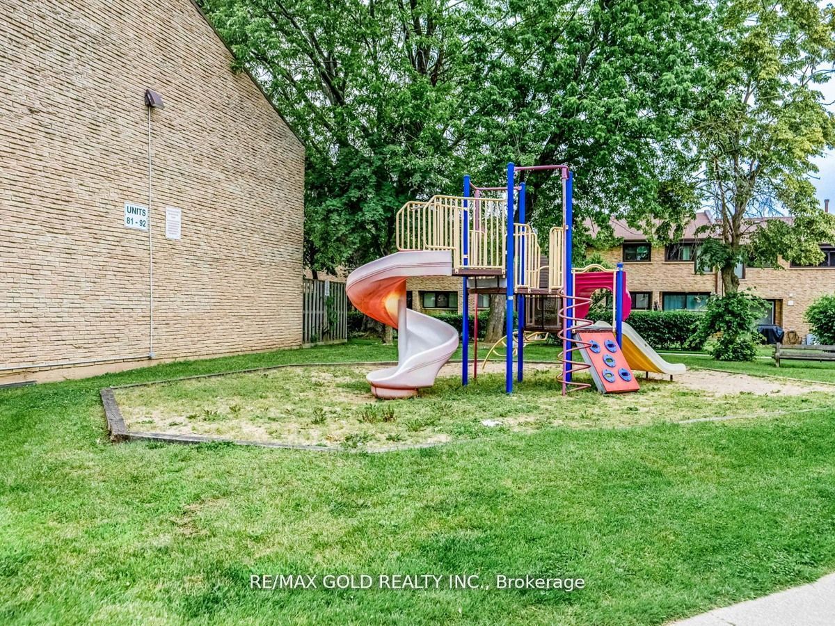 2605 Woodchester Dr, #60
