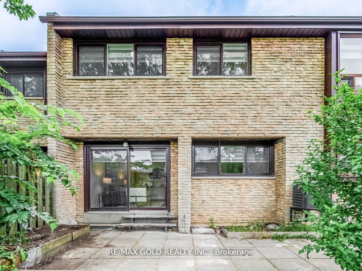 2605 Woodchester Dr, #60