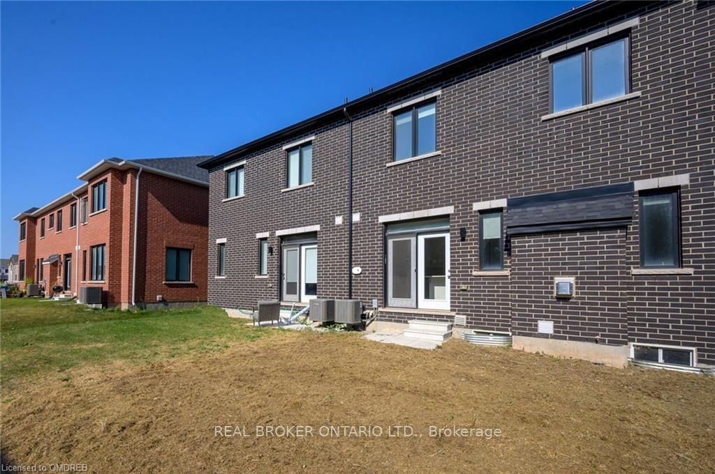 1200 Anson Gate